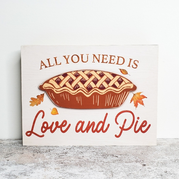 Ashland Other - 🏷 Ashland • All You Need is Love and Pie tabletop decor